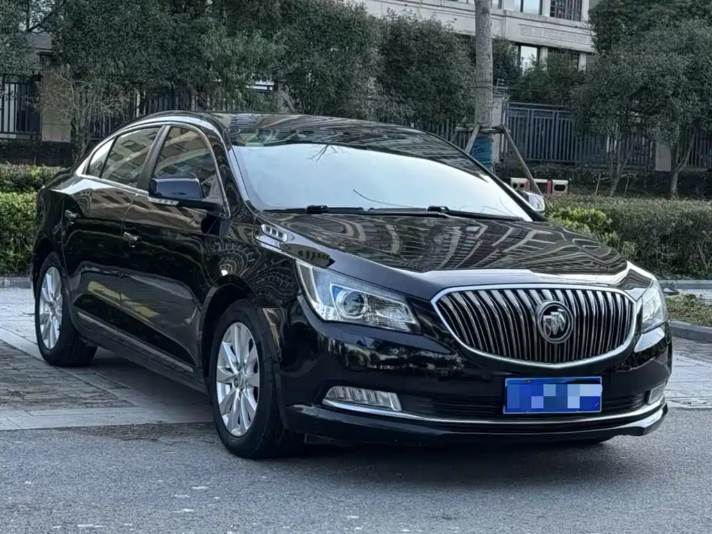 BUICK LACROSSE 2015