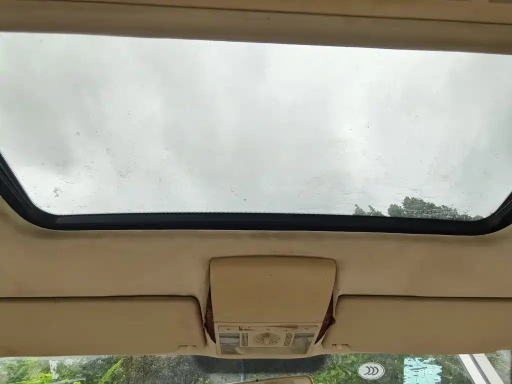 VOLKSWAGEN LAVIDA 2014