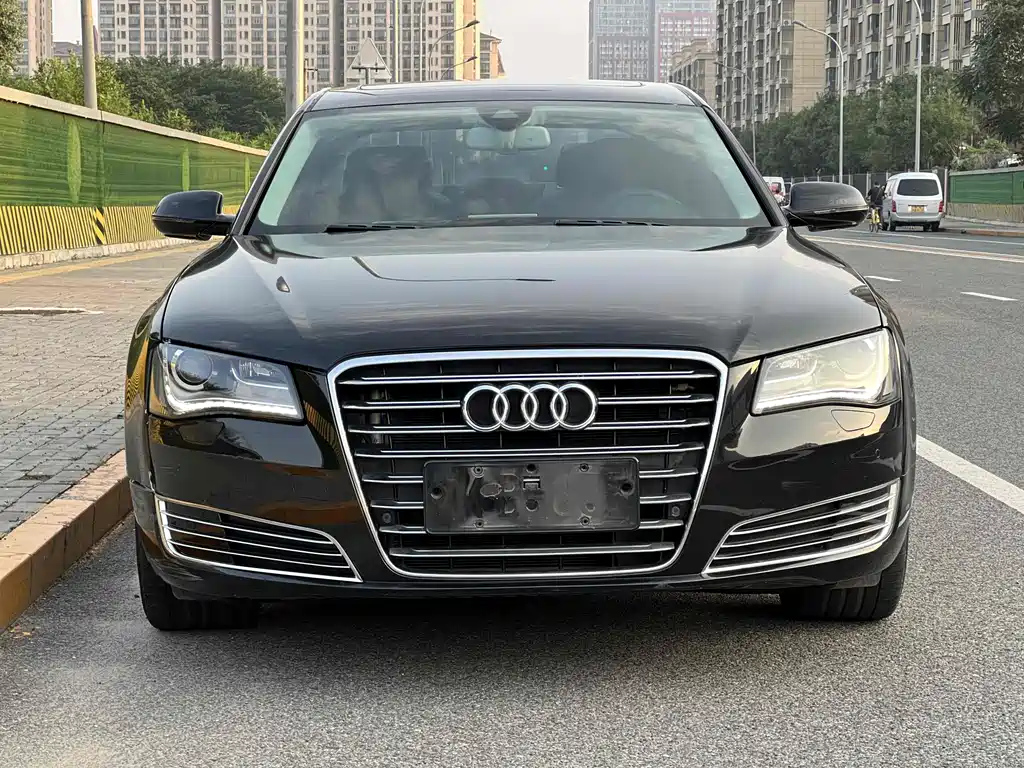 AUDI A8 2014
