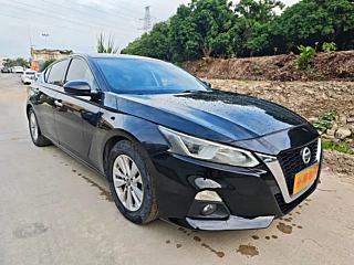 NISSAN TEANA 2022