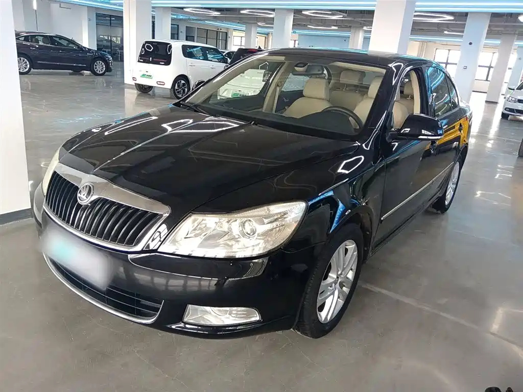 SKODA OCTAVIA 2014