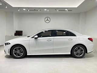 MERCEDES BENZ A-CLASS 2022