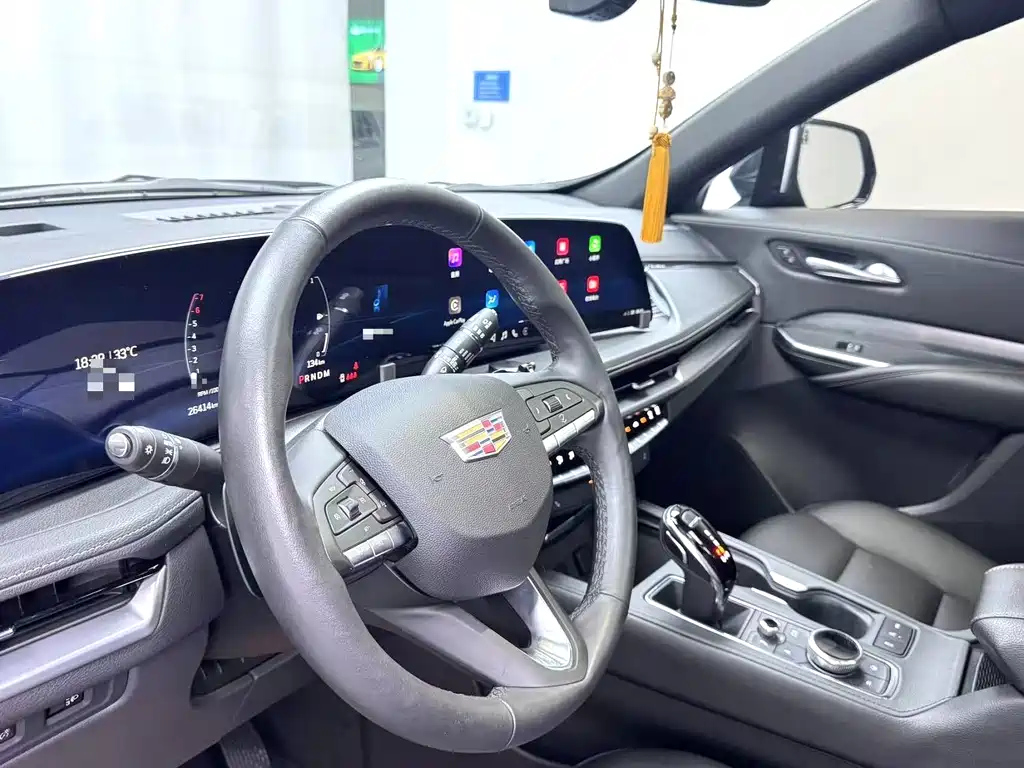 CADILLAC XT4 2024
