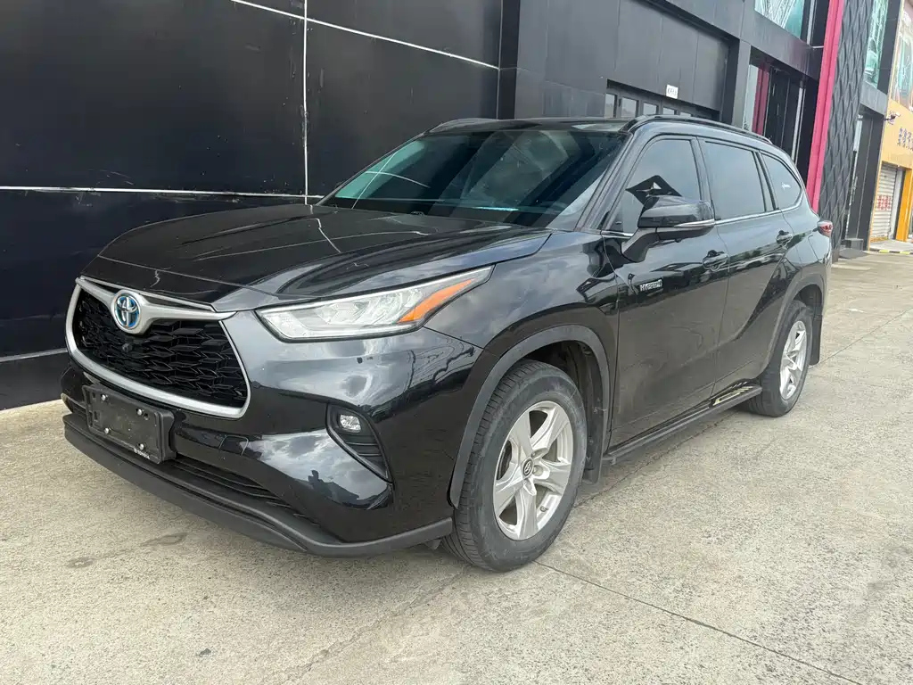 Аукционный лист TOYOTA HIGHLANDER 2022