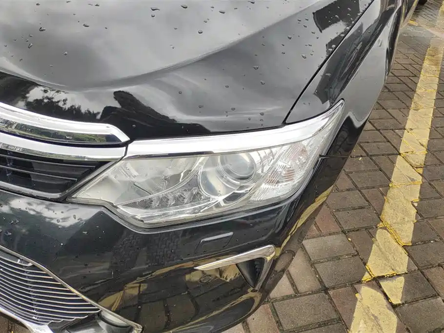 TOYOTA CAMRY 2016