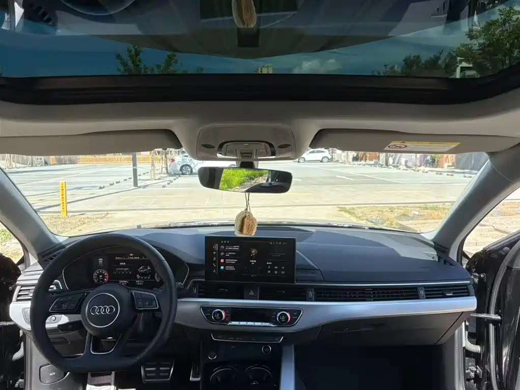 AUDI A4 IMPORT 2021