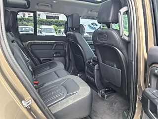 LAND ROVER DEFENDER  2020 YEAR 110 P400 SE 2020