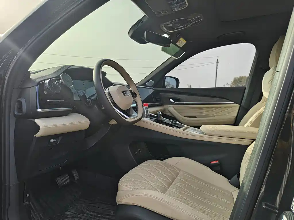 GEELY AUTO MONJARO 2025