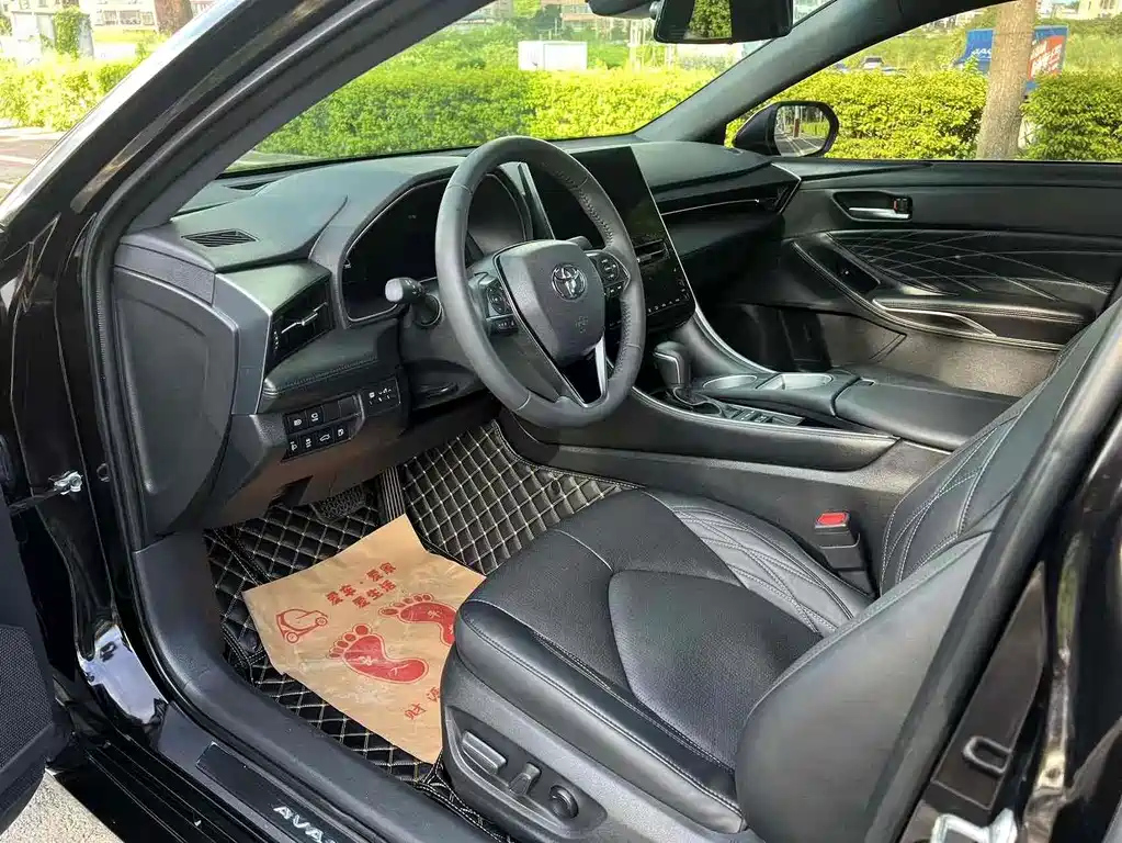 TOYOTA AVALON 2022
