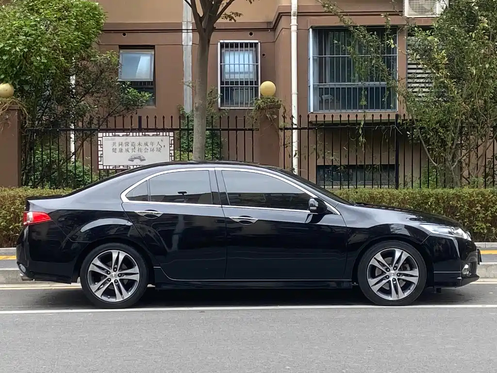 HONDA SI PLATINUM 2014