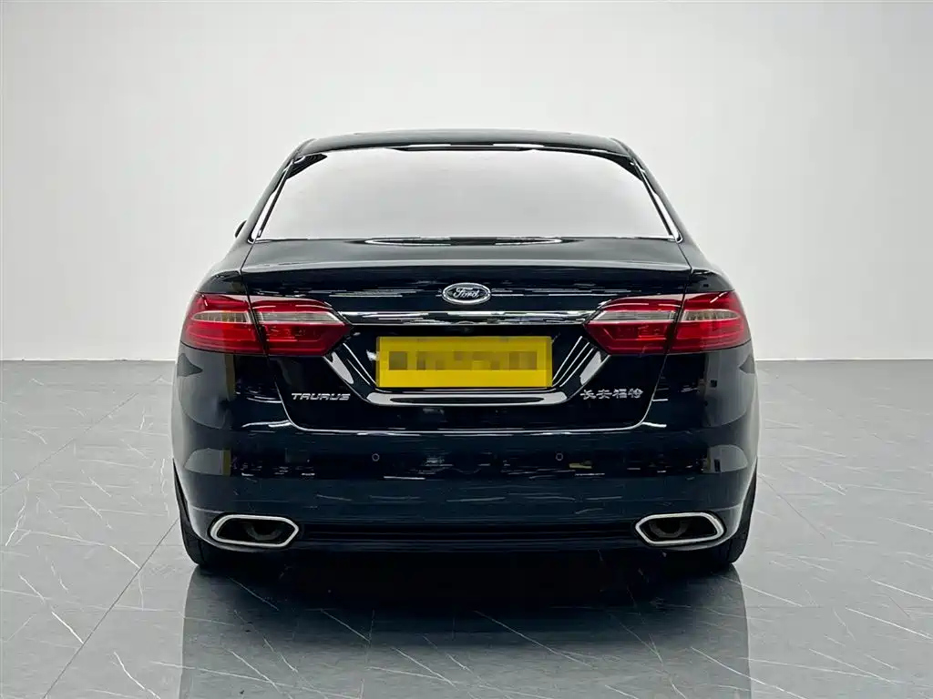 FORD TAURUS 2016