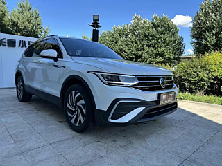 VOLKSWAGEN TIGUAN L  2024
