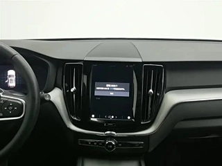 VOLVO XC60 2022 YEAR B5 4WD DELUXE EDITION 2022