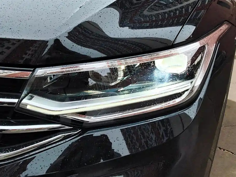 VOLKSWAGEN TIGUAN L 2024