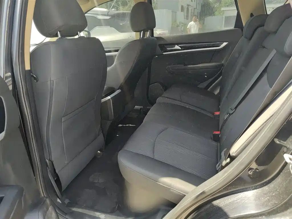 DONGFENG AEOLUS AX7 2015