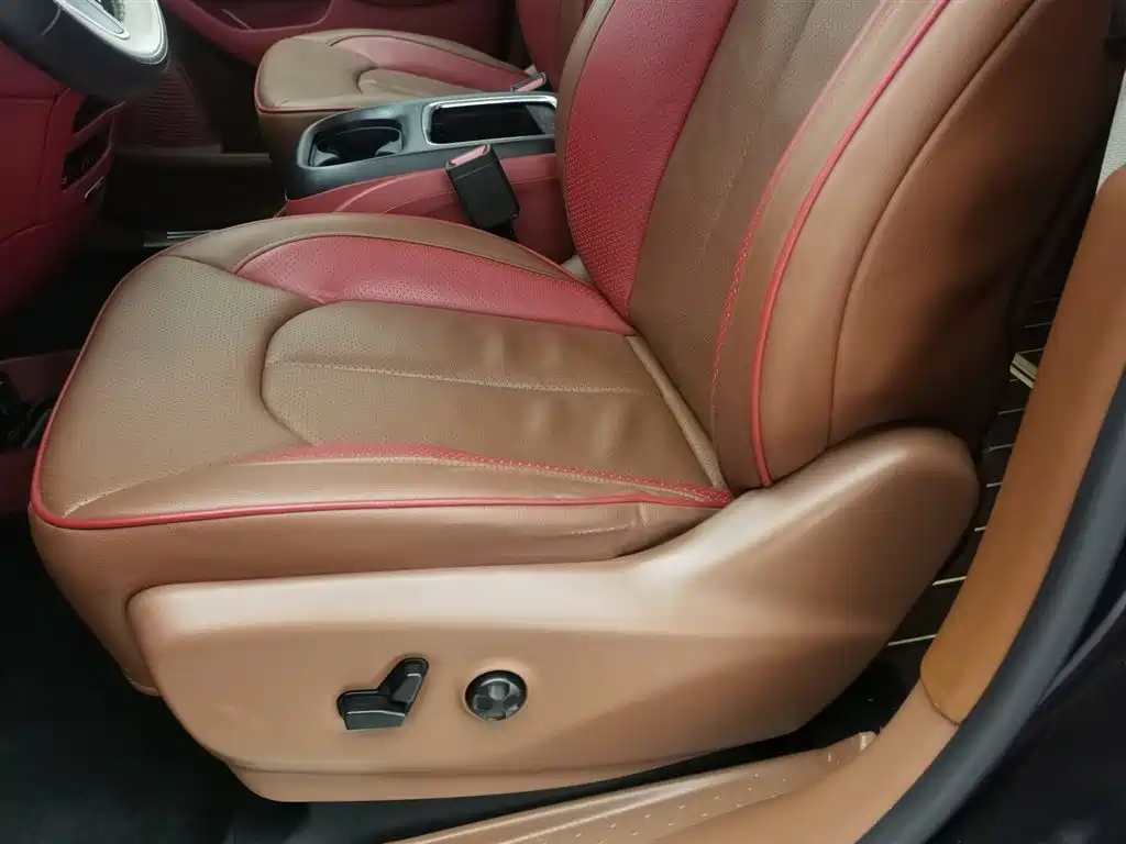 CHRYSLER BIG 捷龙 IMPORT 2018