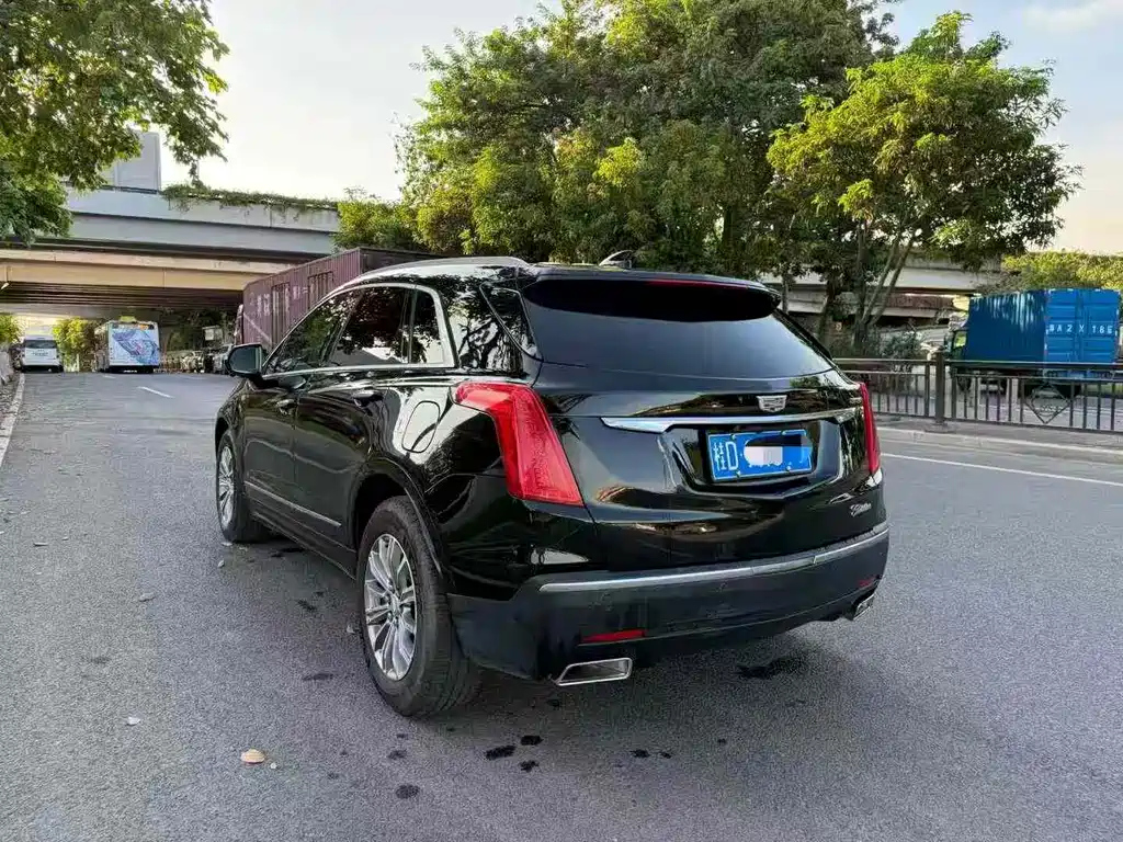 CADILLAC XT5 2018