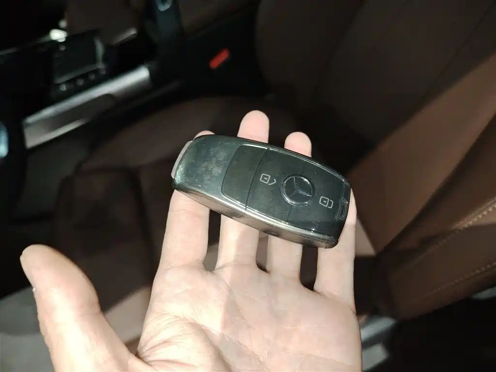 MERCEDES BENZ GLB 2022