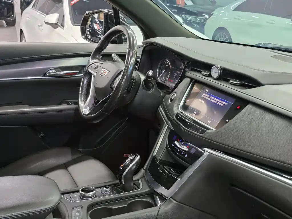 CADILLAC XT6 2020