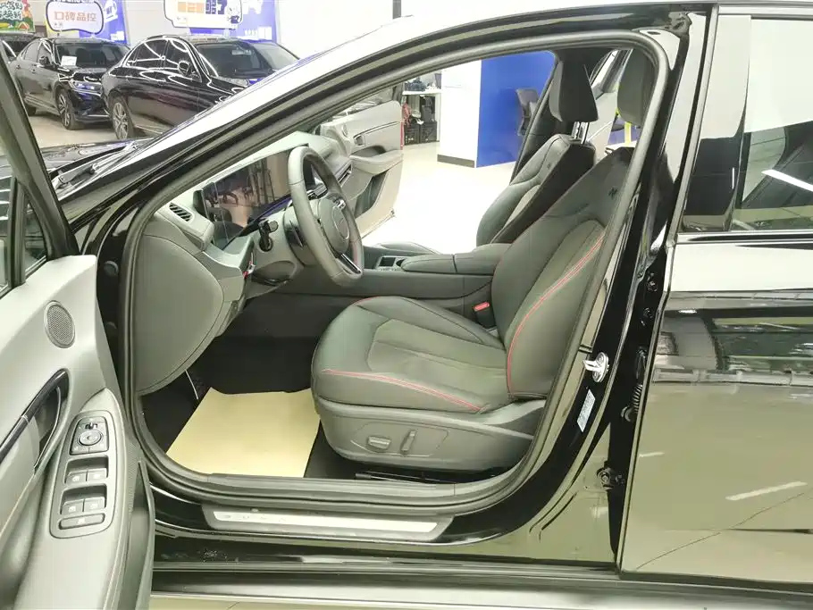 HYUNDAI SONATA 2024