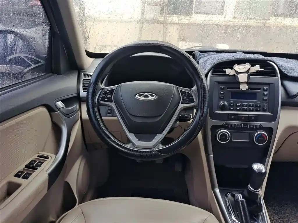 CHERY TIGGO 3 2015