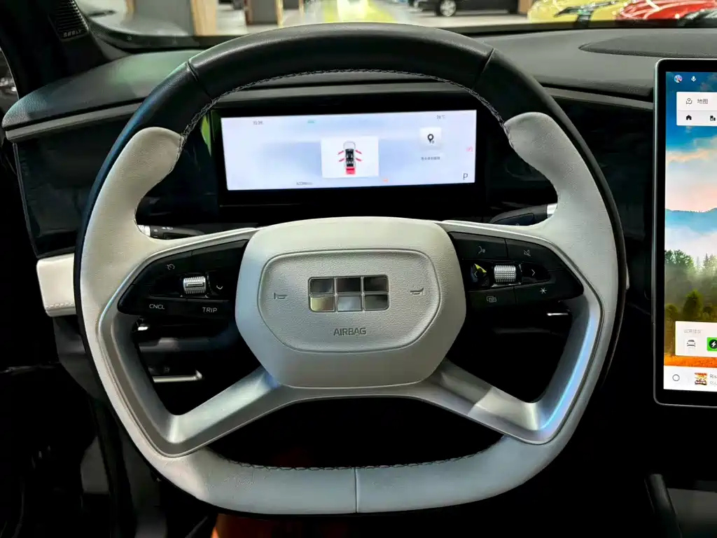 GEELY GALAXY GALAXY L7 2023