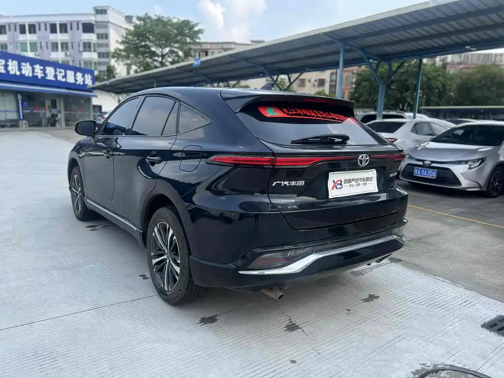 TOYOTA VENZA 2023