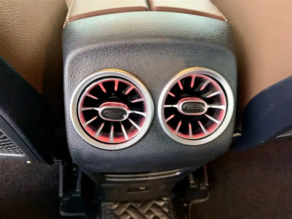 MERCEDES BENZ GLB 2022