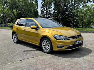 VOLKSWAGEN GOLF  2018 YEAR 1.6L AUTOMATIC COMFORT 2018