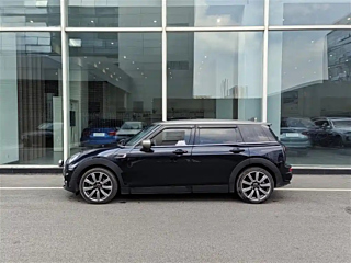 MINI CLUBMAN 2022