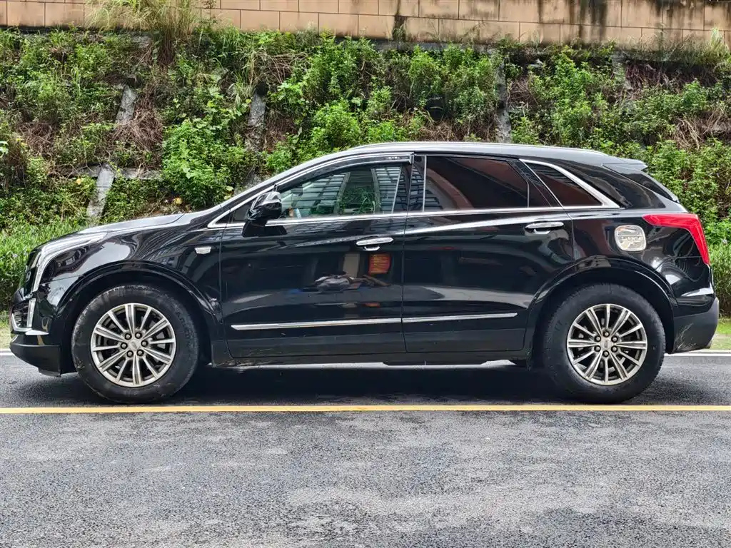 CADILLAC XT5 2018