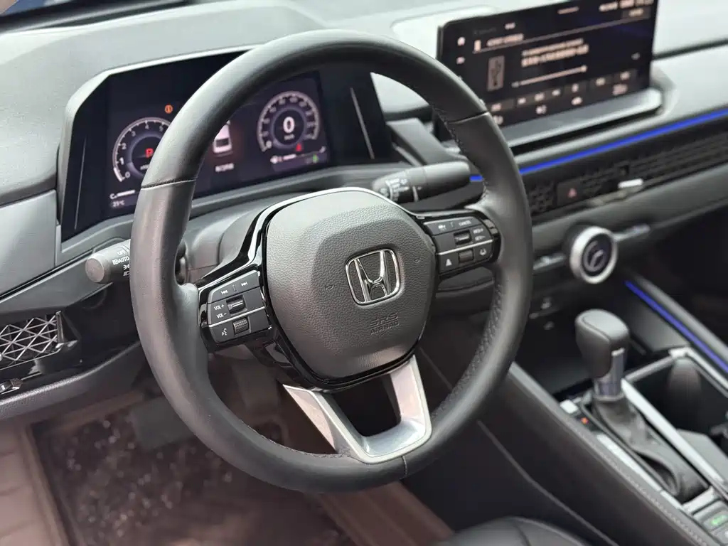 HONDA ACCORD 2025