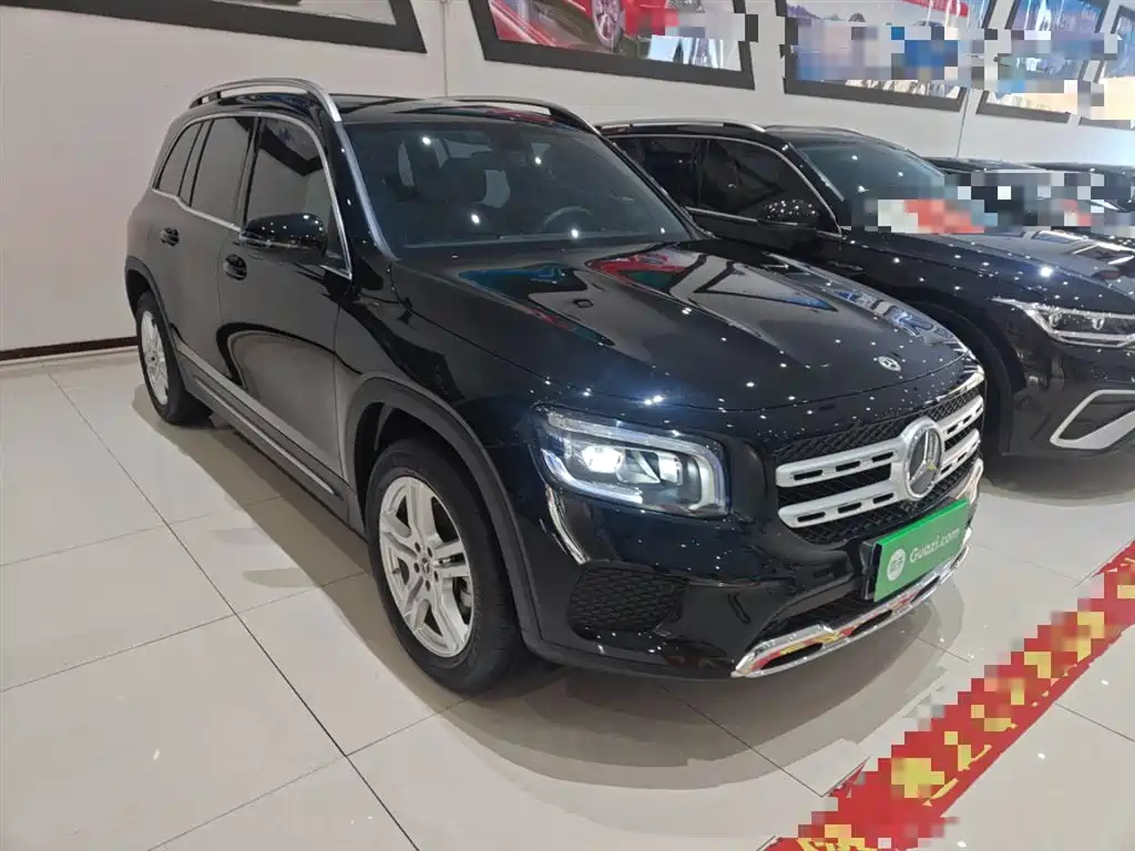 MERCEDES BENZ GLB 2023