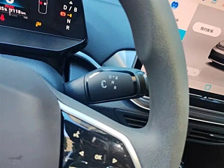 VOLKSWAGEN ID.4 CROZZ  2025 YEAR  EDITION 2025