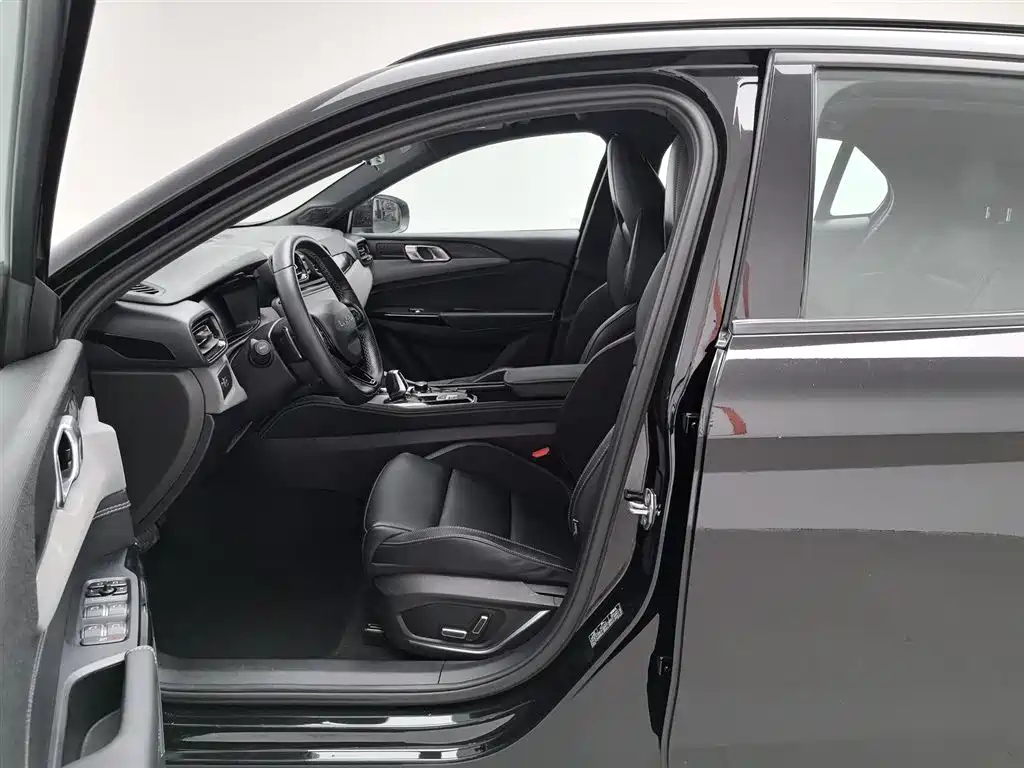 LYNK&CO 02 HATCHBACK 2022