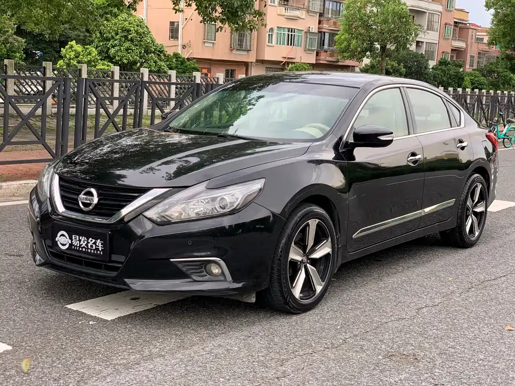 NISSAN TEANA 2016