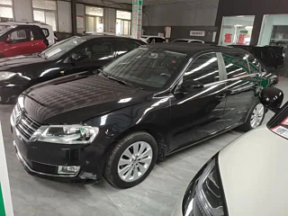 VOLKSWAGEN LAVIDA 2015