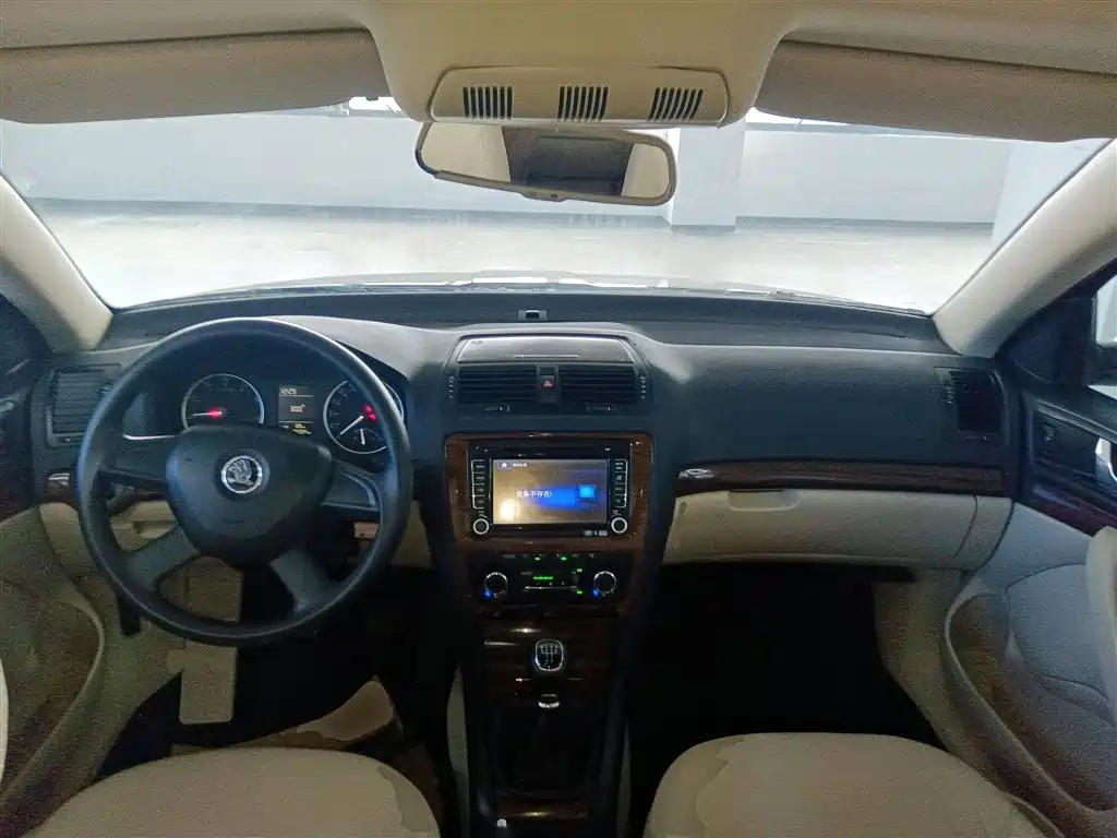SKODA OCTAVIA 2014