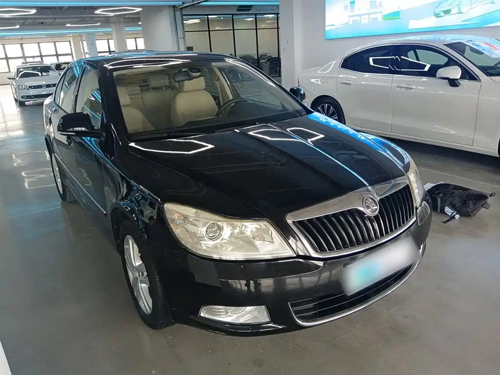 SKODA OCTAVIA 2014