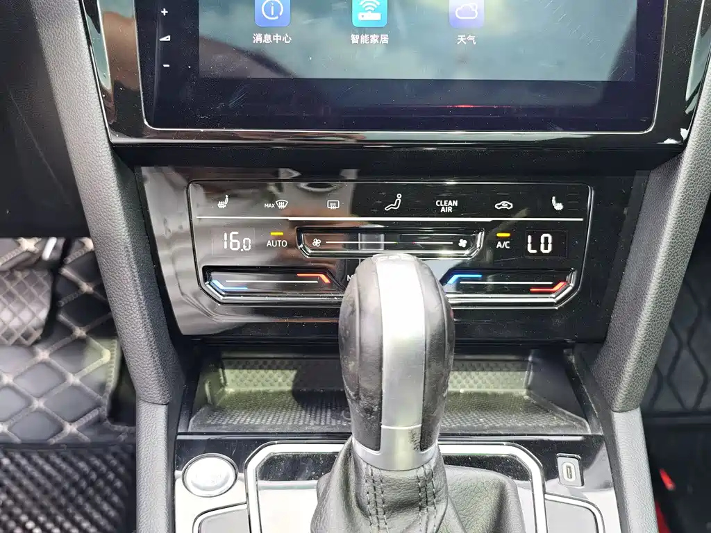 VOLKSWAGEN MAGOTAN 2021