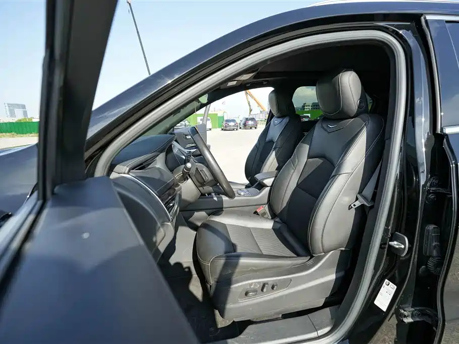 CADILLAC XT4 2019