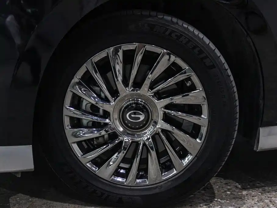 TRUMPCHI M8 2023
