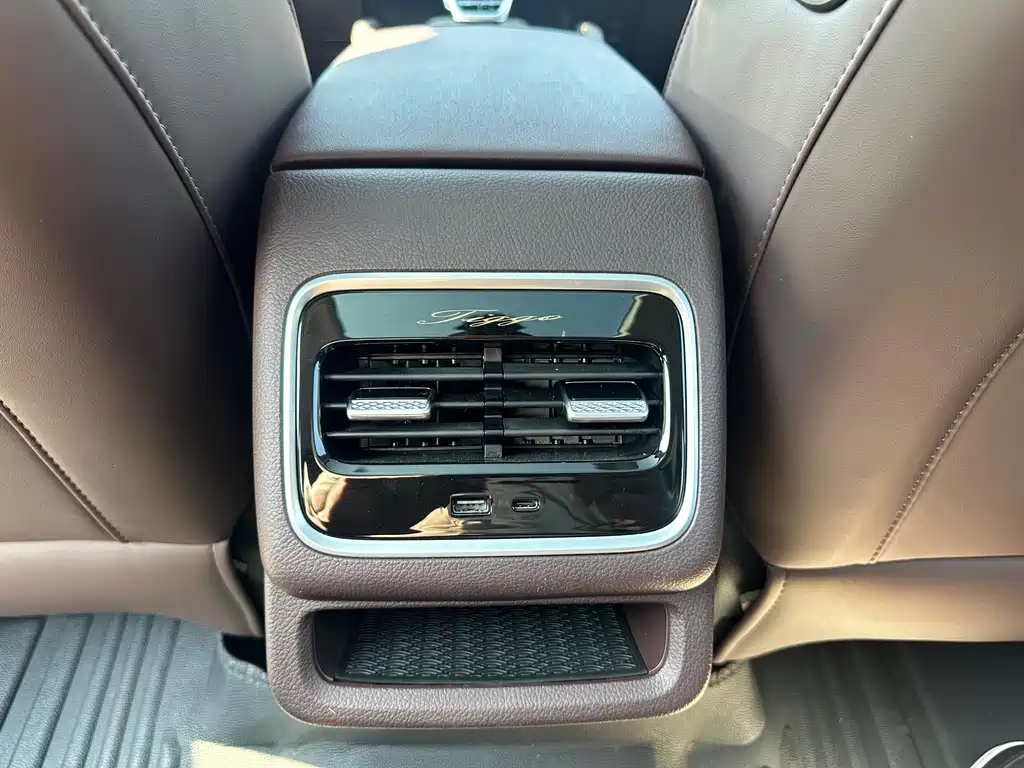 CHERY TIGGO 8 PRO 2025