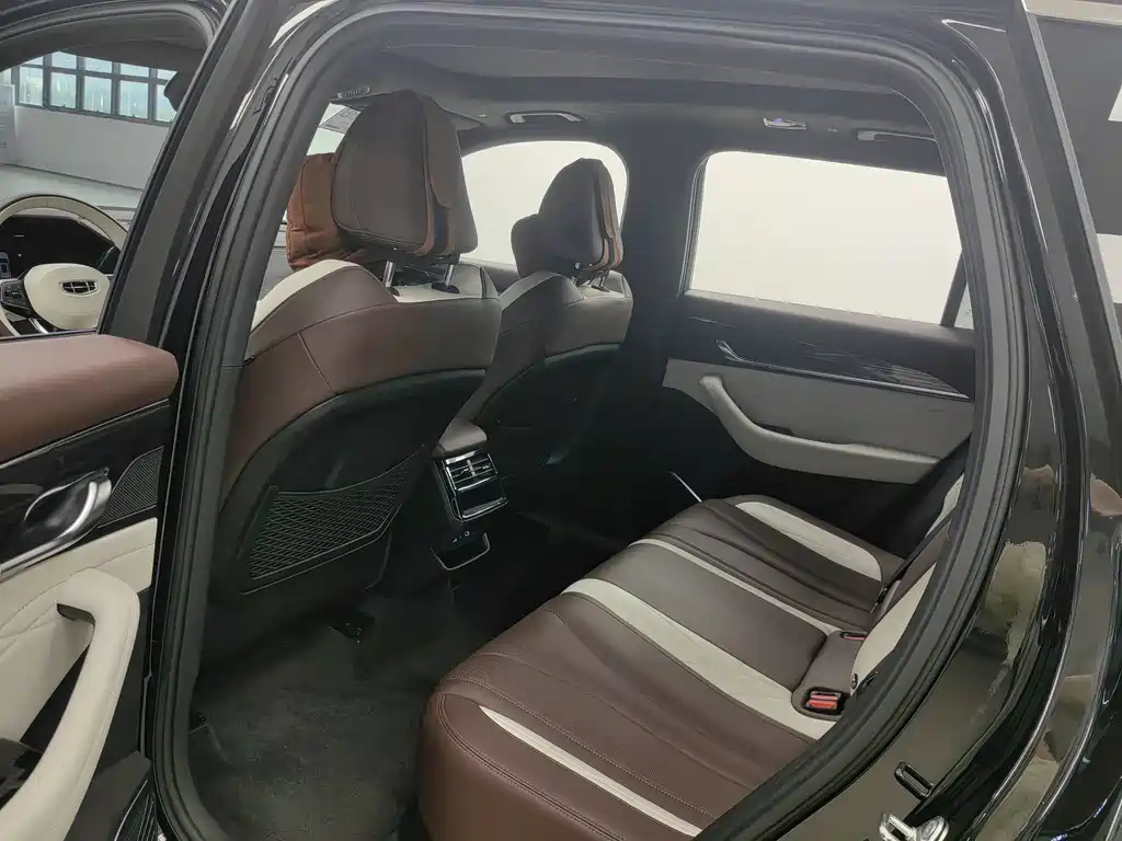 GEELY AUTO MONJARO 2022