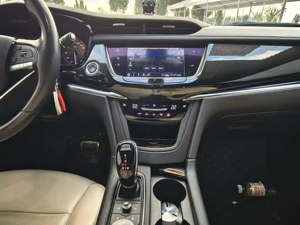 CADILLAC XT6 2021