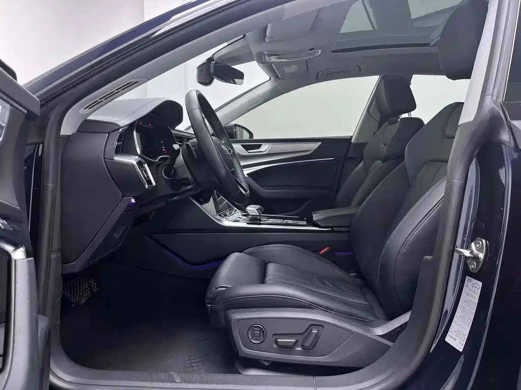 AUDI A7 2021