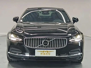 VOLVO S90 2024