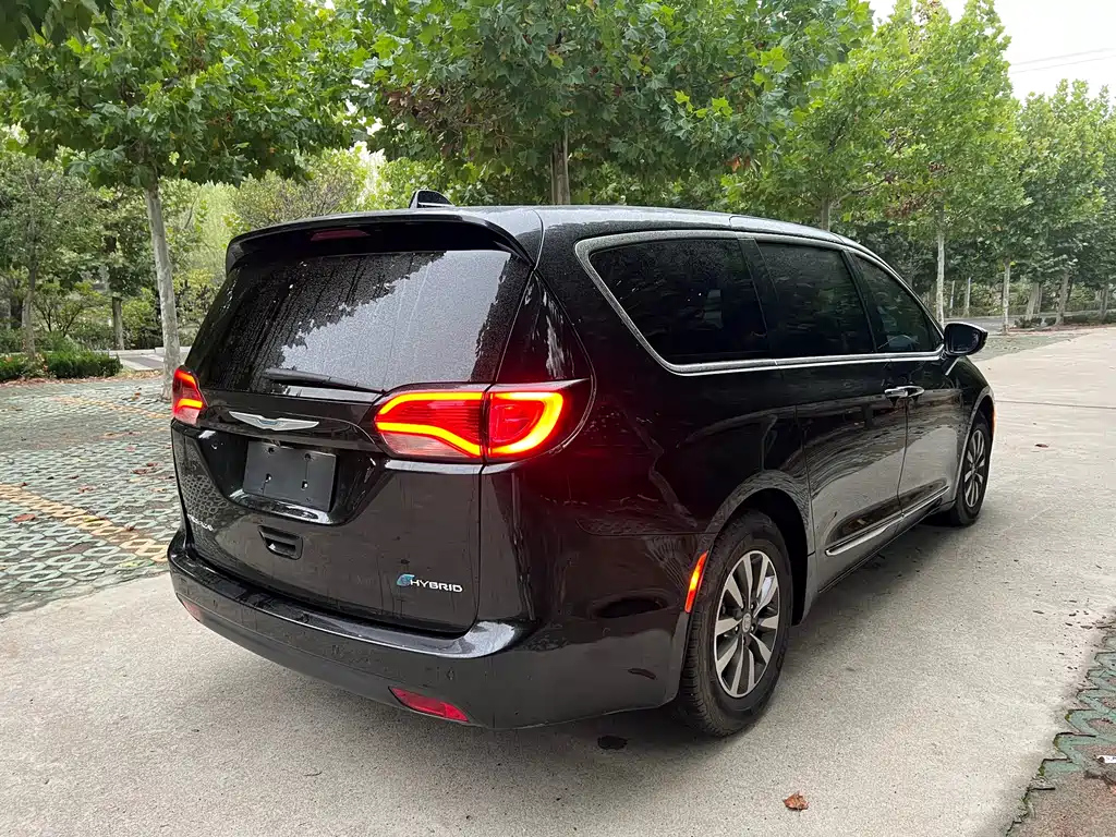 CHRYSLER BIG 捷龙PHEV IMPO 2025