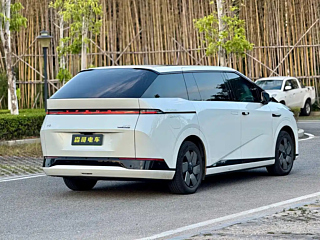 XPENG MOTORS X9  2024 YEAR 640 4WD MAX 2024