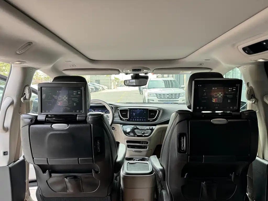 CHRYSLER BIG 捷龙 IMPORT 2018